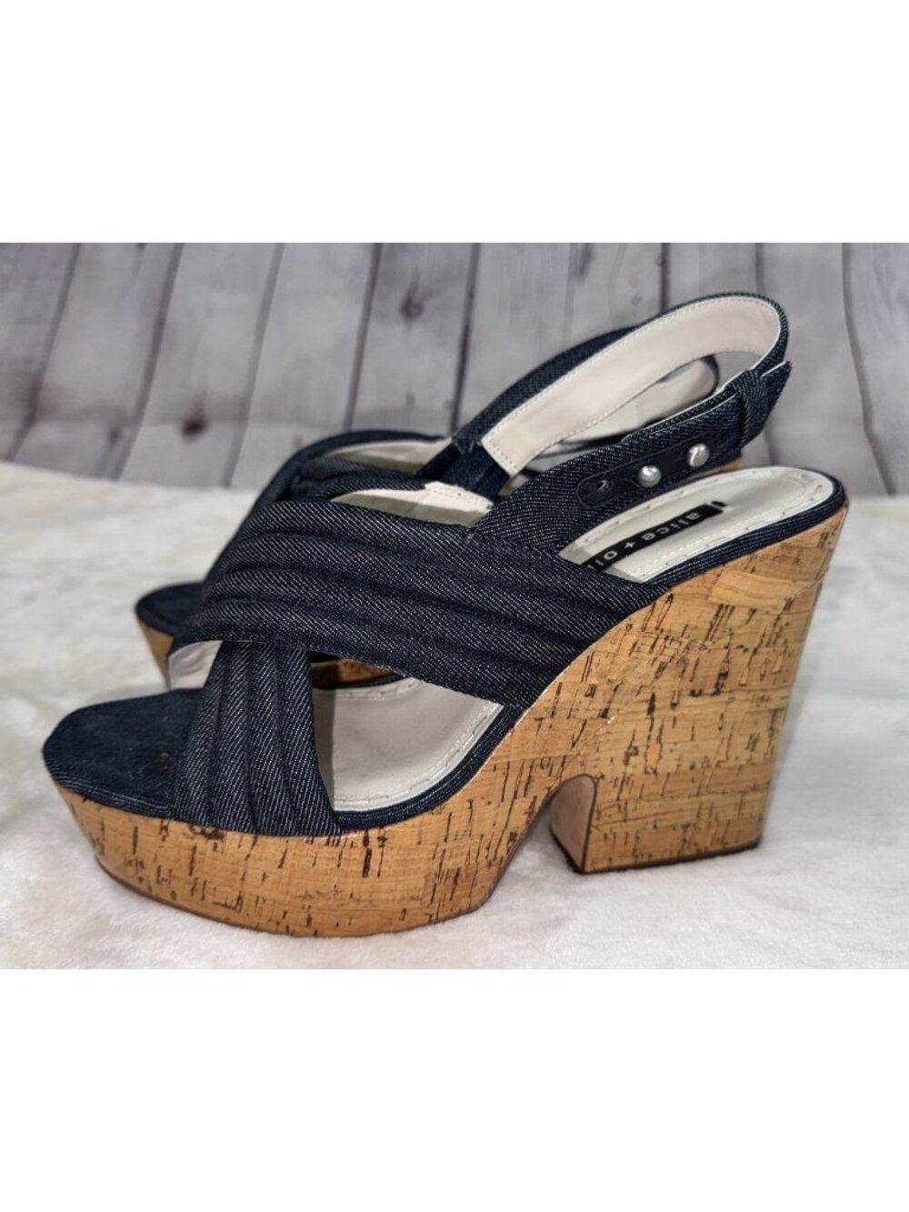ALICE + OLIVIA Size 39.5 CHARLIZE Dark Blue Denim Wedge Sandals Women’s Shoes